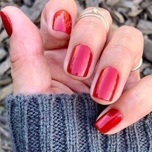 Color Street Red Gloss Press-On Nails in Bad Blood
